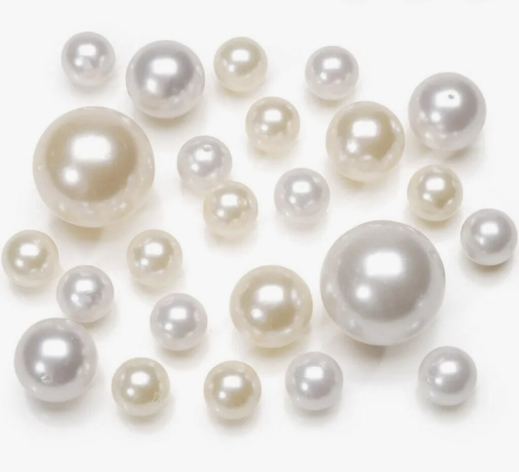 White and ivory pearls