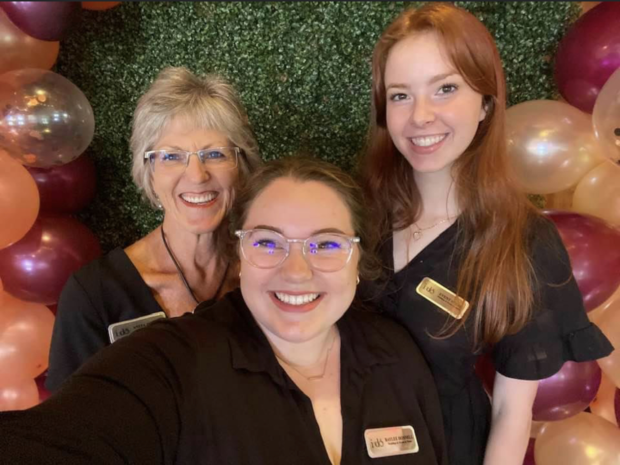 Weddings and Events by Raina team Anita, Danielle and Ashlee at Hard Steel Magnolia Barn wedding.